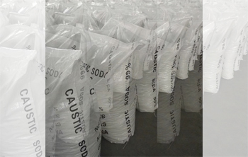 CAUSTIC SODA FLAKES